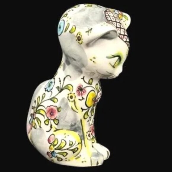 Vintage Italy Artisan Hand Painted Porcelain Cat Figurine Statue Signed - Picture 3 of 10